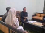 KPAID Kabupaten Tasikmalaya saat menerima laporan dugaan pengeroyokan siswa SMP di Cineam